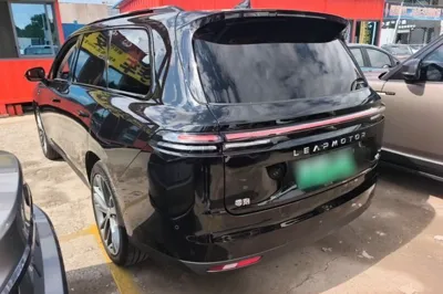 Leapmotor C16