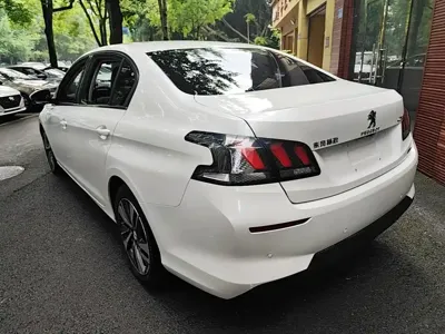 Peugeot 408