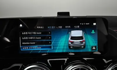 Mercedes-Benz GLA-Class
