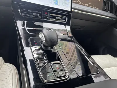 GAC Motor Trumpchi M8