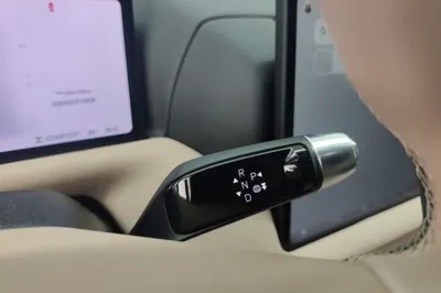 Xpeng G9