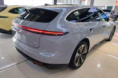 Nio ET5T