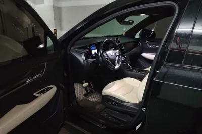 Cadillac XT6