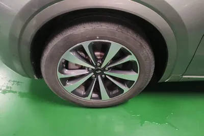 Li Auto ONE