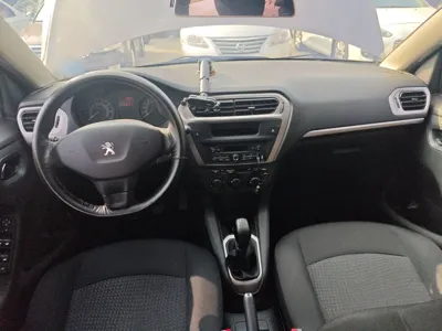 Peugeot 301