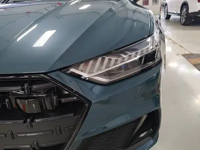 Audi A7L