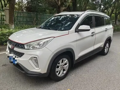 Wuling Hongguang S3