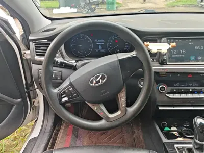 Hyundai Mistra