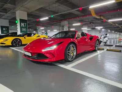 Ferrari F8