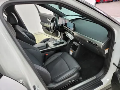 Genesis GV60