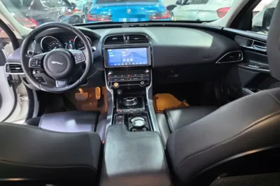 Jaguar XEL