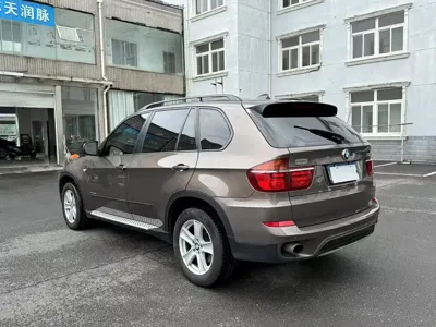 BMW X5 (Import)