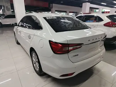 Roewe i5