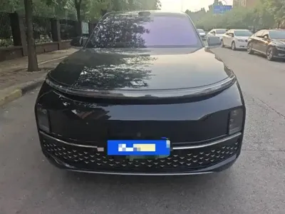 Li Auto Li L8