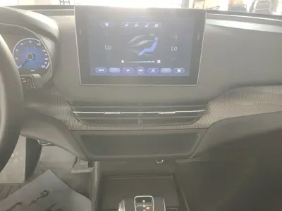 Hongqi Hongqi E-QM5