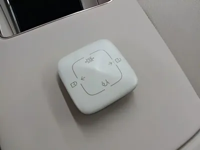 Zeekr X
