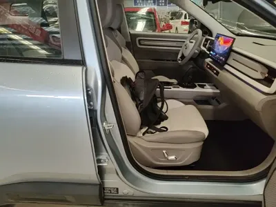 Geely ICON