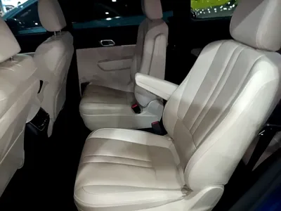 Li Auto ONE