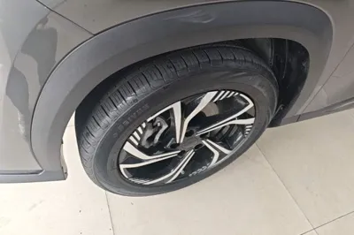 Geely Auto Emgrand X7 Sport
