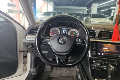 Volkswagen Lamando