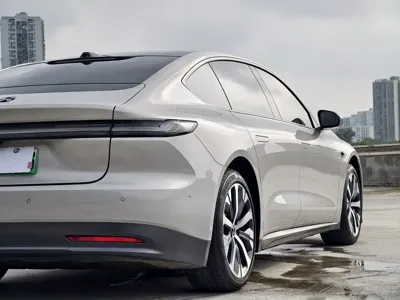 Nio ET7