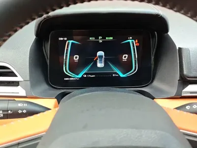 BYD e2
