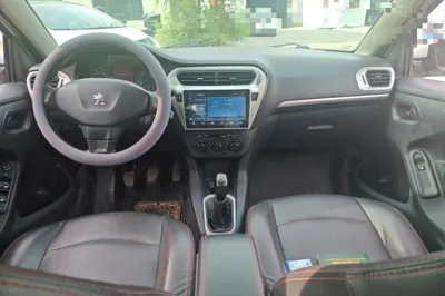 Peugeot 301