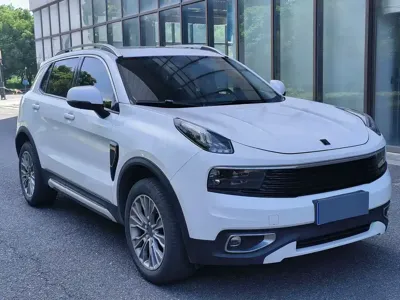 Lynk & Co 01