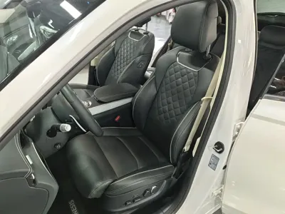 Genesis 捷尼赛思纯电GV70