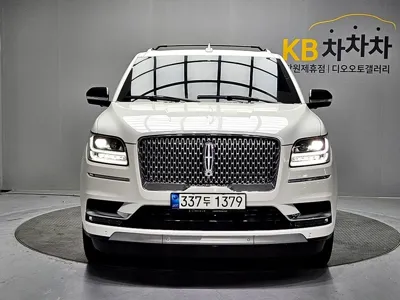 Lincoln Navigator