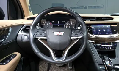 Cadillac XT6