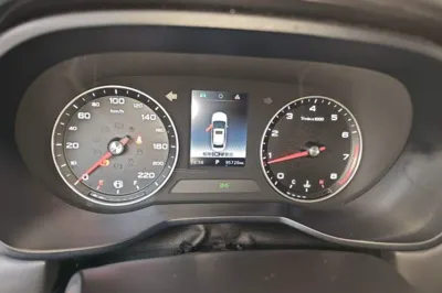 Roewe i5