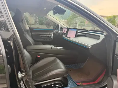 Xpeng P7