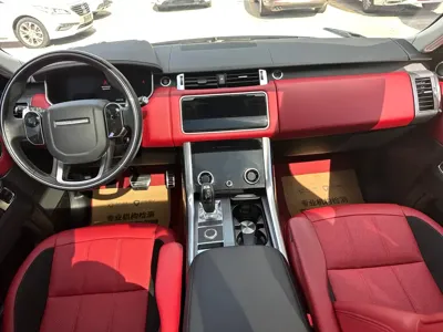 Land Rover Sport