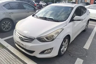 Hyundai Elantra (5th Generation