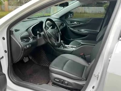 Chevrolet Malibu XL