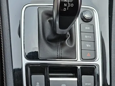 BYD MAX