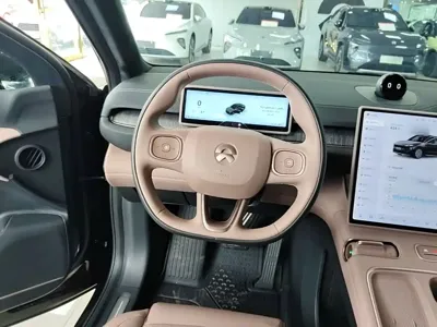 Nio EC6