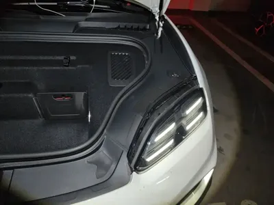 Porsche Macan EV