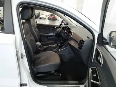Jetta VS5