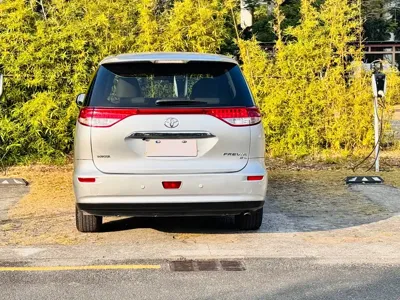 Toyota Previa
