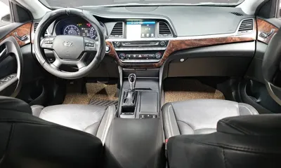 Hyundai Aslan