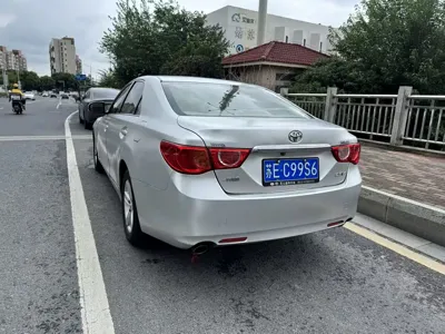 Toyota Reiz