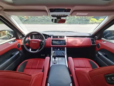 Land Rover Sport
