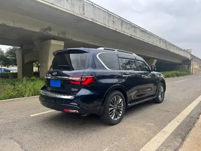 Infiniti QX80