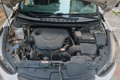 Hyundai Elantra (5th Generation