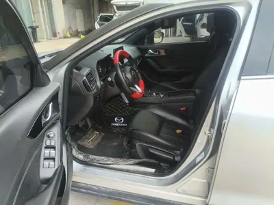 Mazda CX-4