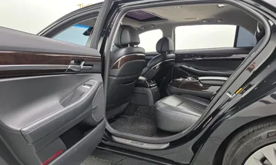 Genesis EQ900