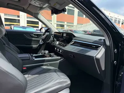 Hongqi Hongqi HS5