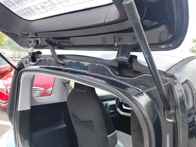 Baojun E300